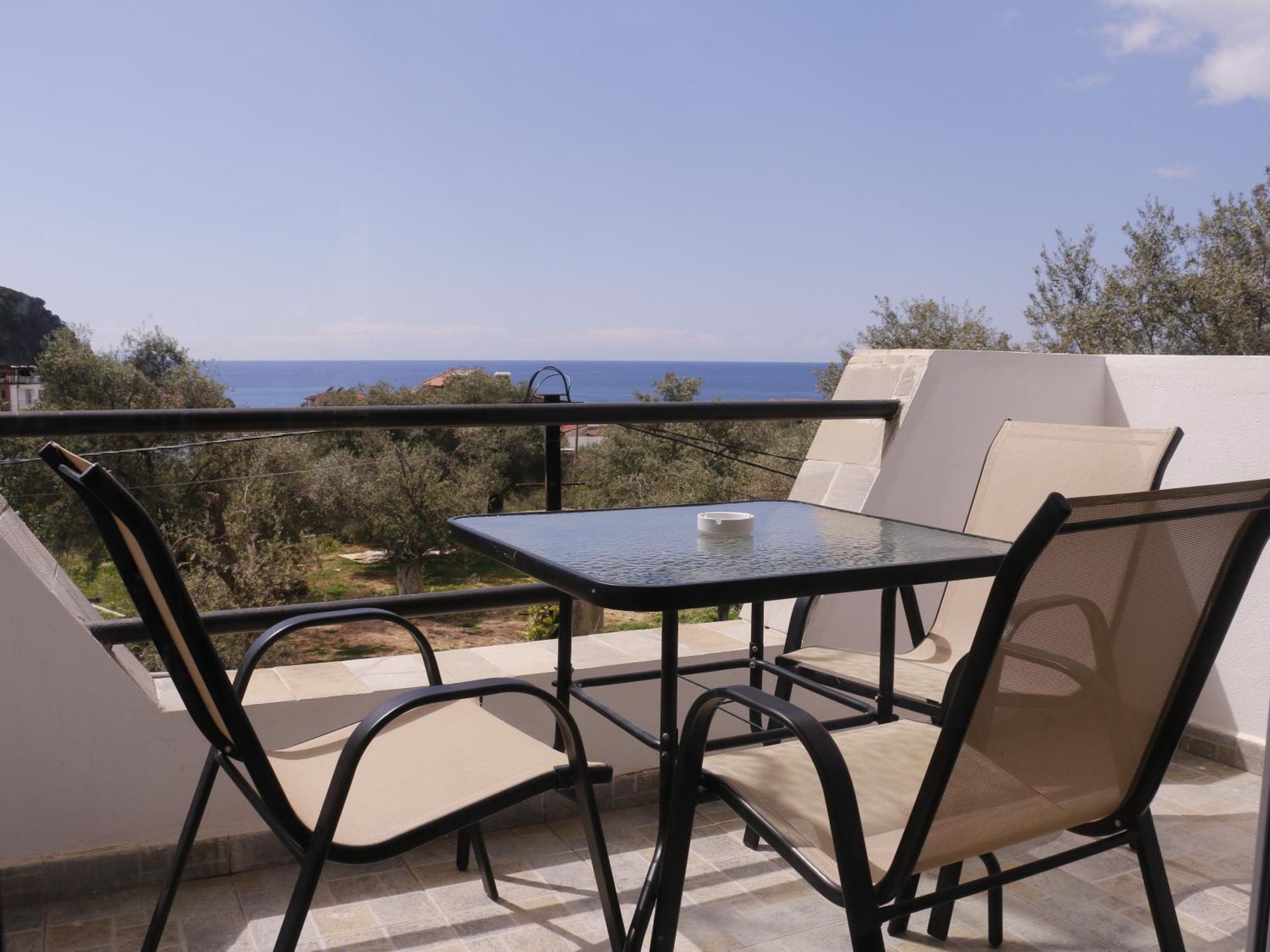 Bed and Breakfast Velco Bb Himara Exterior foto